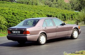 Mercedes-Benz-S-Klasse-Club-Nederland-S-Klasse-Sedan-W140-02-300x194