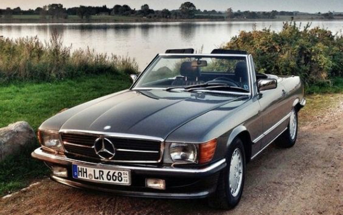Mercedes Benz r107